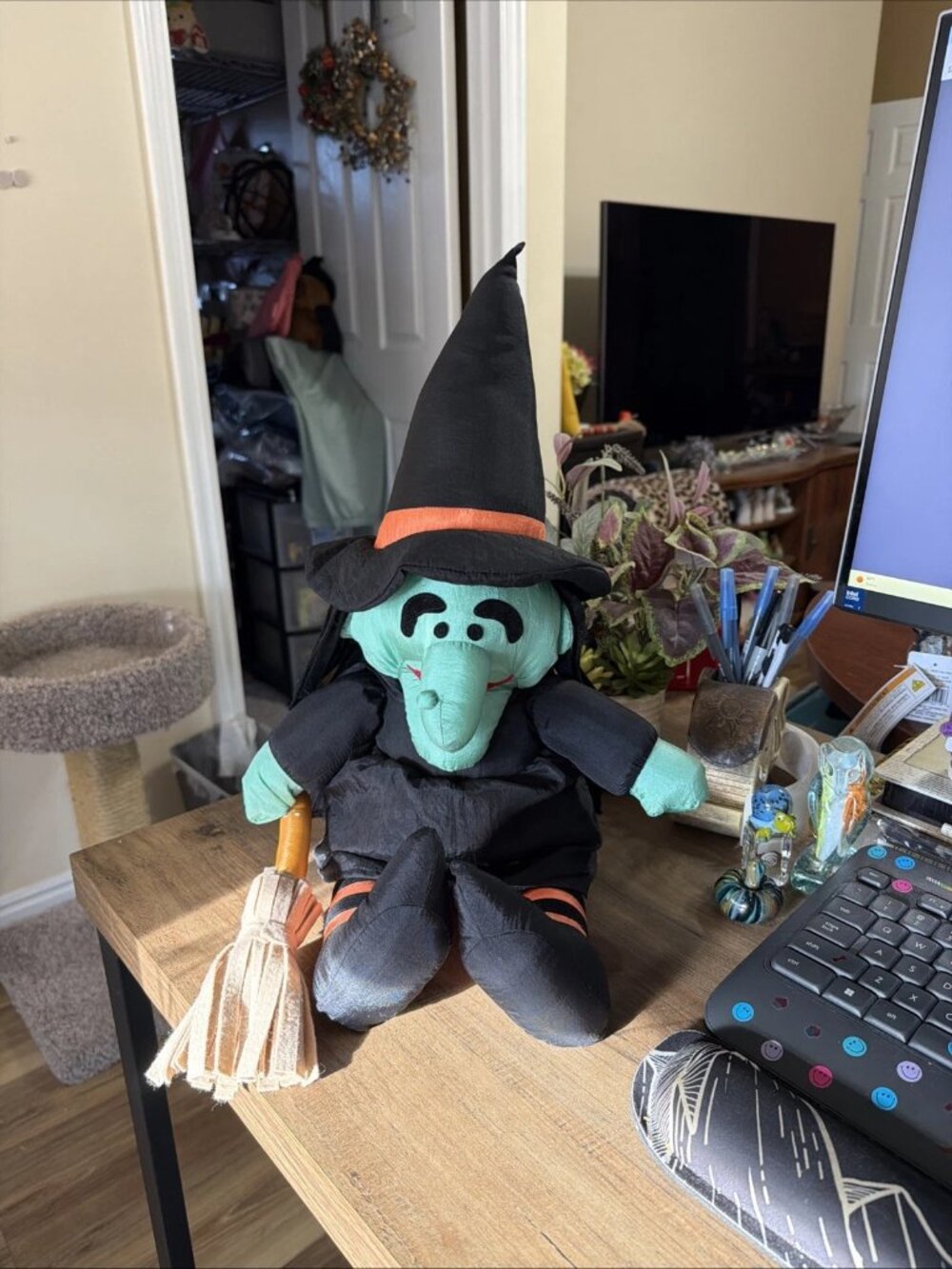 International Silver 90s Puffalumps - Style Plush Halloween Witch With Broom